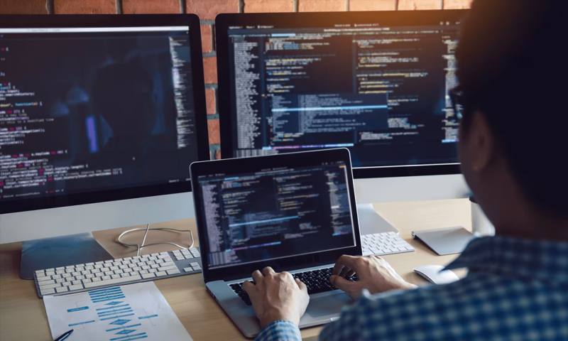 数据科学选型:R与Python如何赋能攸县网站建设?